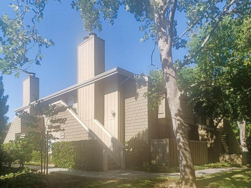 5701 Makati Circle - Photo 1