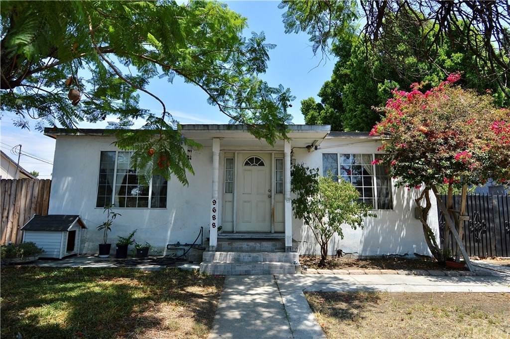 9688 Arleta Avenue - Photo 1