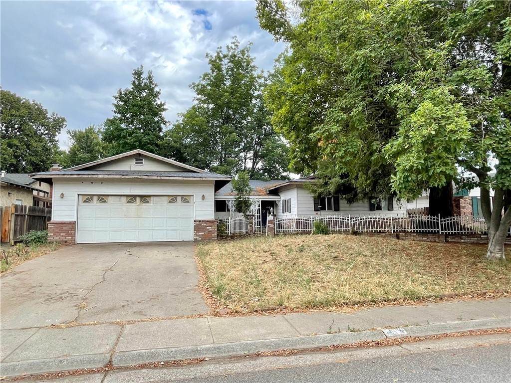 909 Mathews Drive - Photo 1