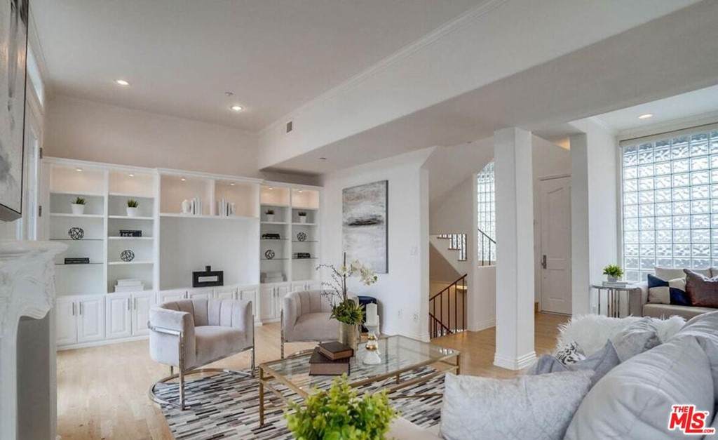 1018 2nd Street - Photo 1