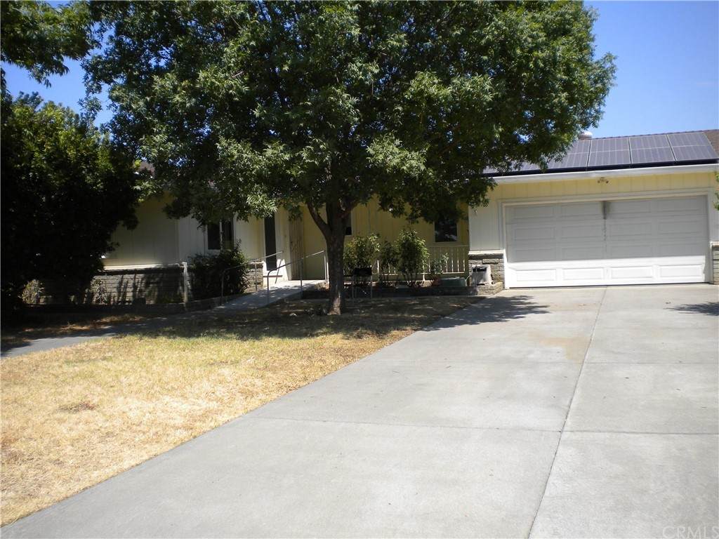 103 8th Street - Photo 1