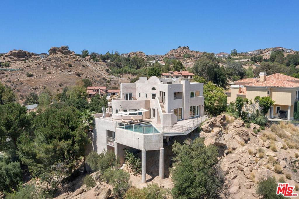28 Ranchero Road - Photo 1