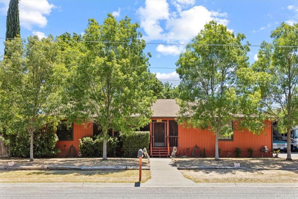 676 Garden Street - Photo 1