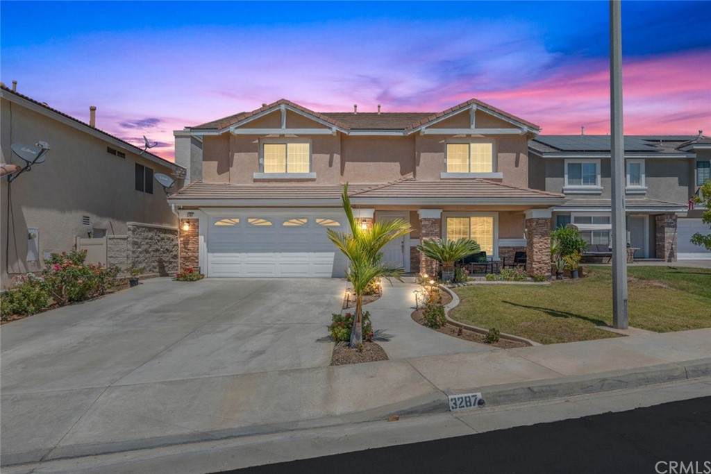 3287 Stargate Drive - Photo 1