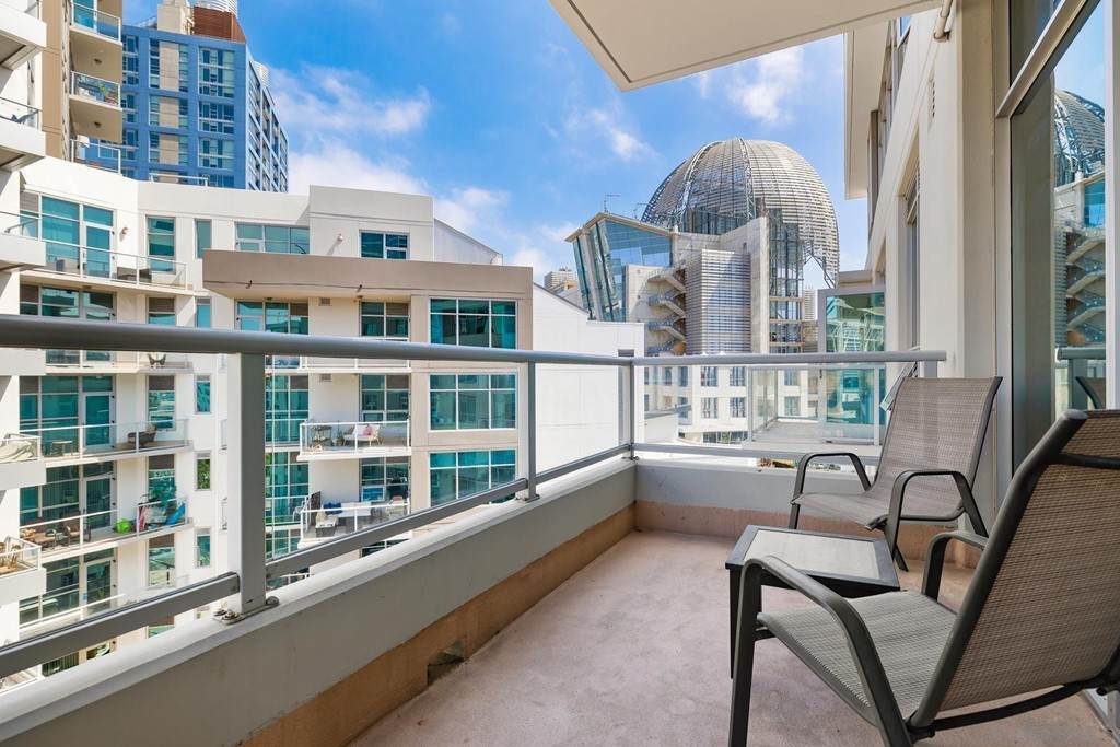 206 Park Blvd - Photo 1