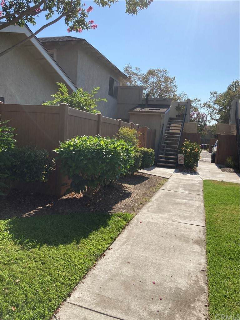 16631 Shenandoah Avenue - Photo 1