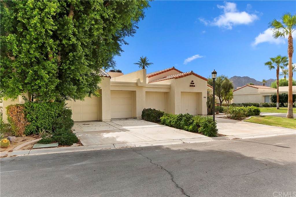 49984 El Circulo - Photo 1