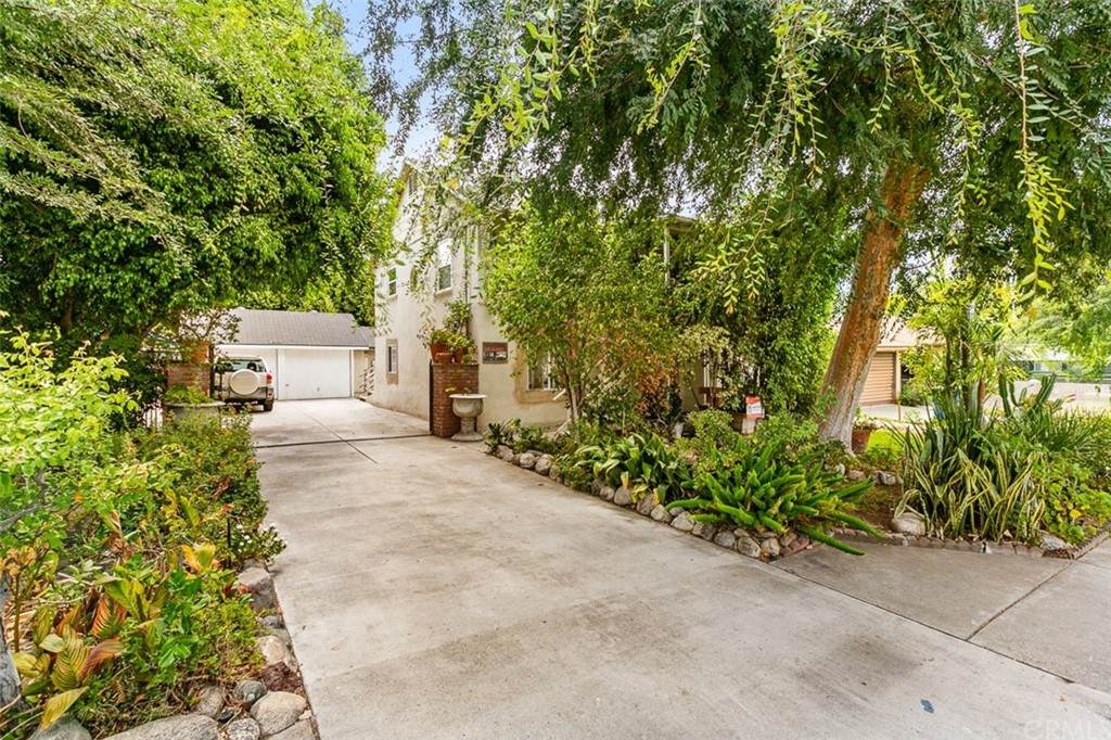 1222 Magnolia Avenue - Photo 1
