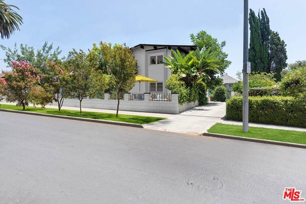 820 Coronado Terrace - Photo 1