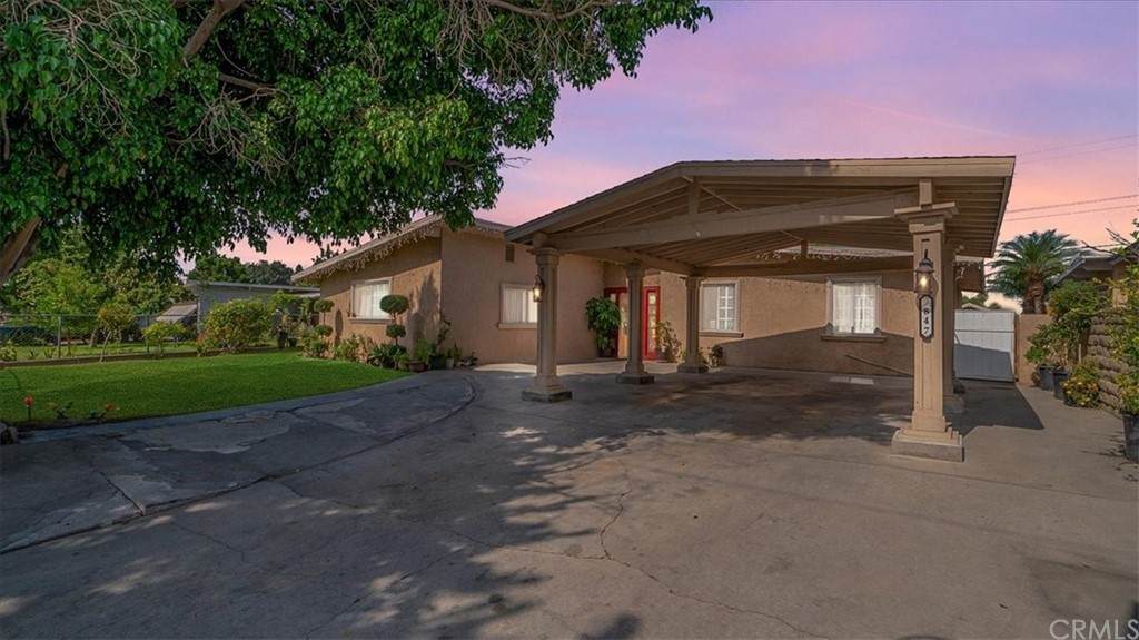 5847 Rockvale Avenue - Photo 1