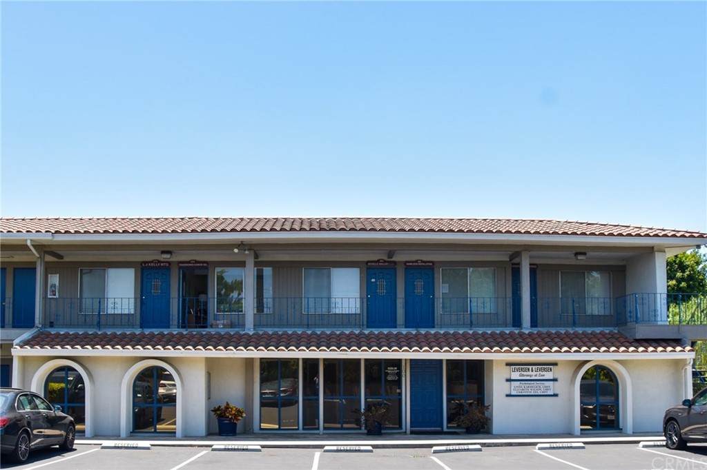 1107 Chapman Avenue - Photo 1