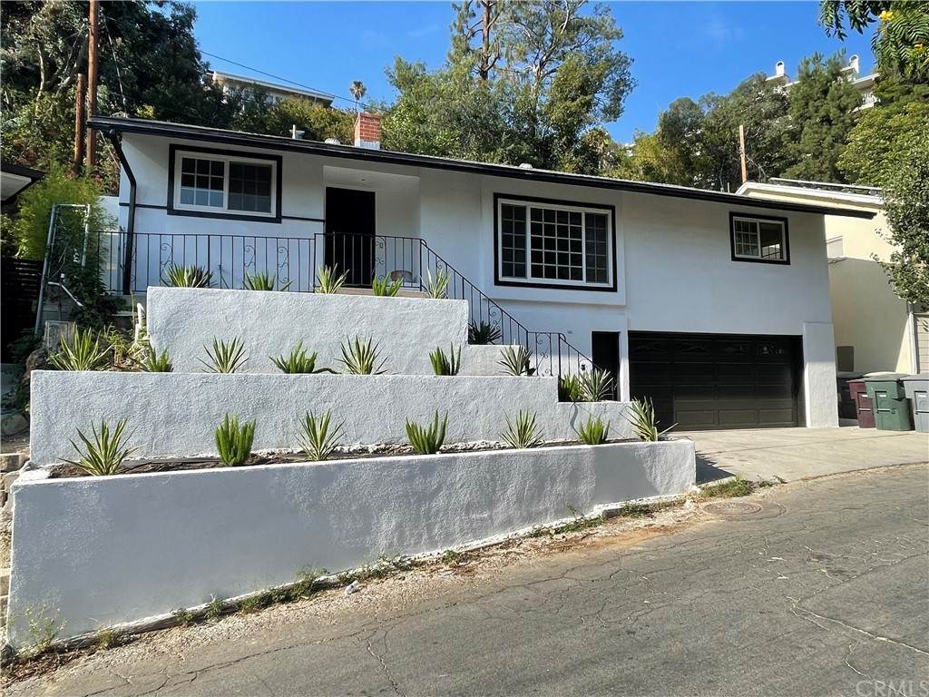 631 Cavanagh Road - Photo 1