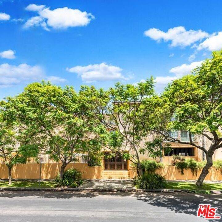1000 Westgate Avenue - Photo 1