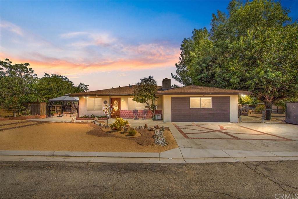 10529 Bellflower Avenue - Photo 1