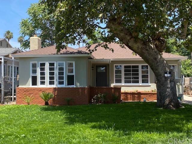 14633 Hamlin Street - Photo 1