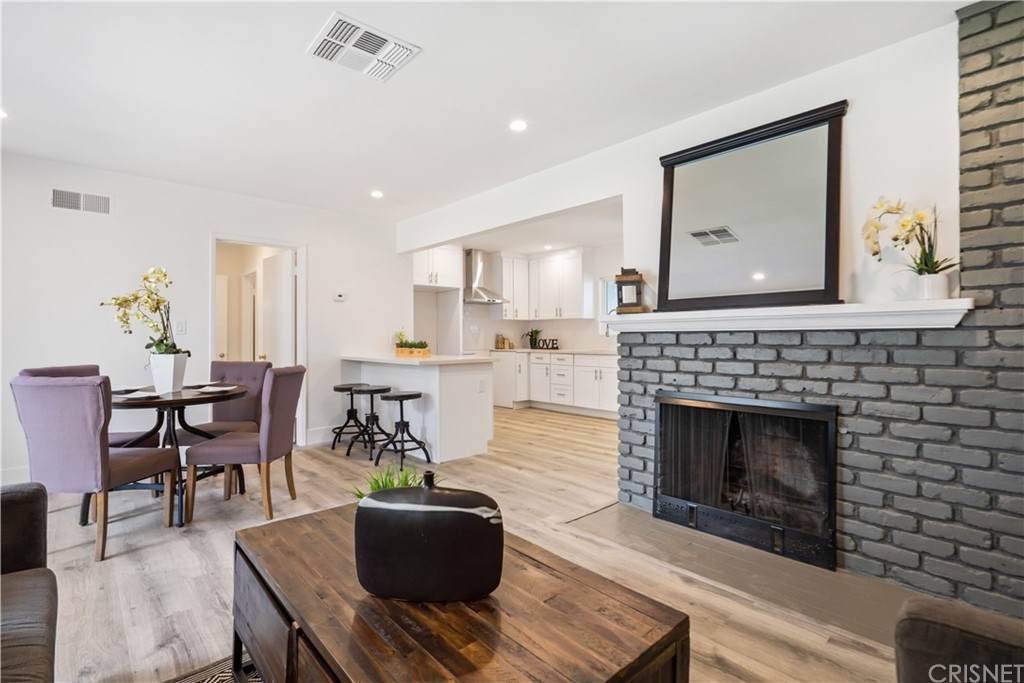 19330 Victory Boulevard - Photo 1