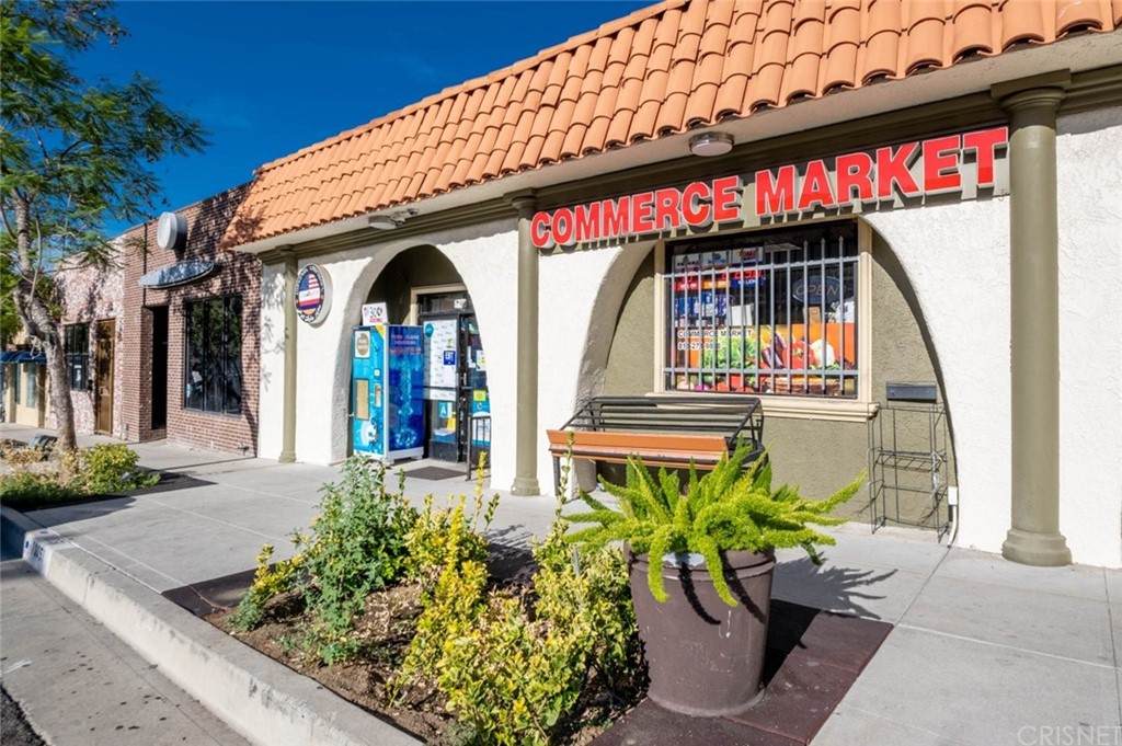10051 Commerce Avenue - Photo 1