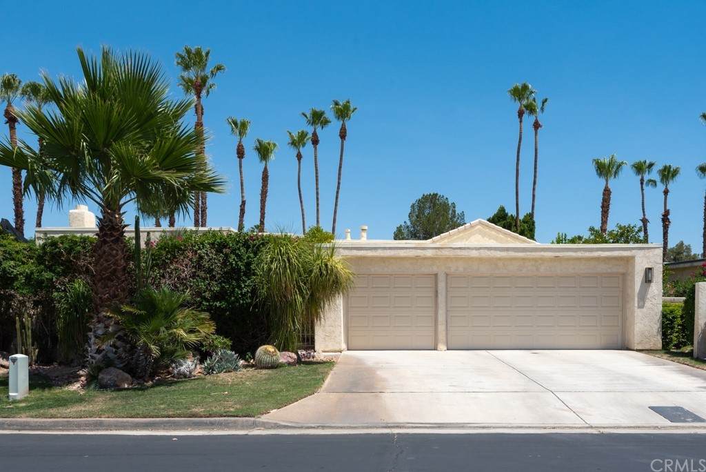 48 Santo Domingo Drive - Photo 1