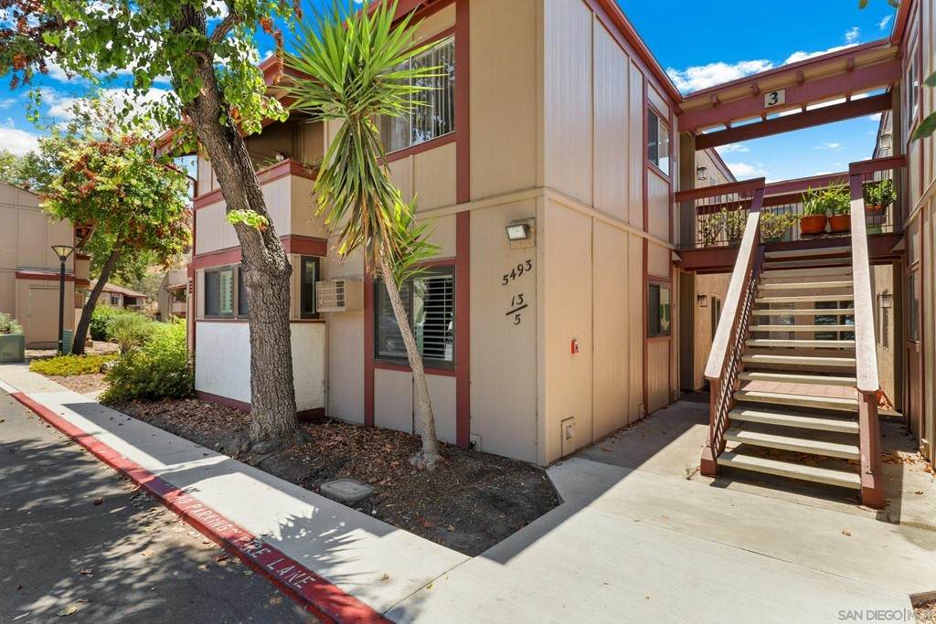 5493 Adobe Falls Rd - Photo 1