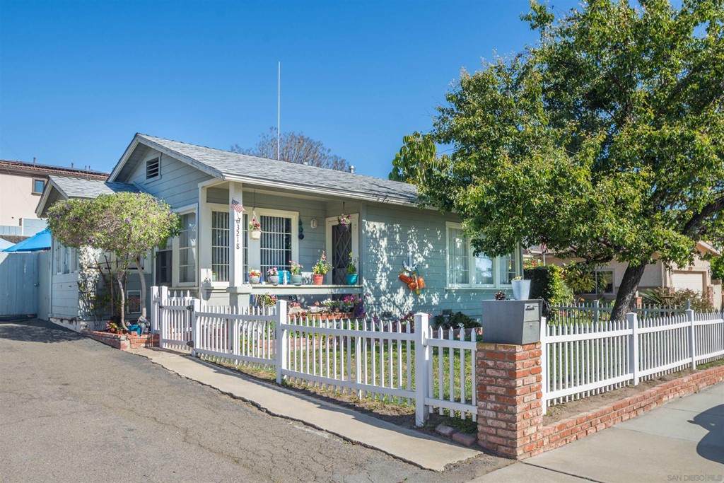 3218 Eureka Pl - Photo 1