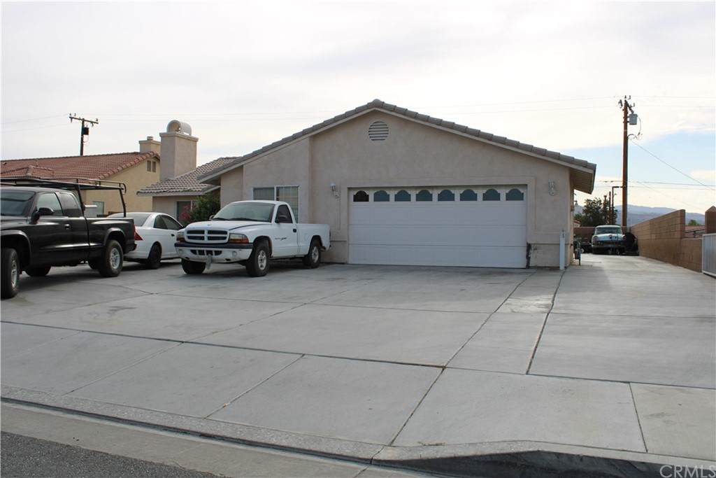 13130 West Dr - Photo 1