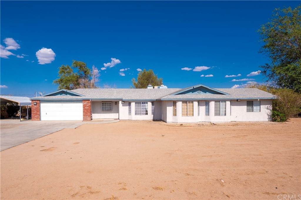 11533 Cottonwood Avenue - Photo 1