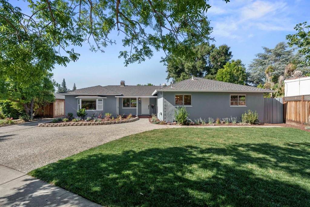79 Catalpa Lane - Photo 1