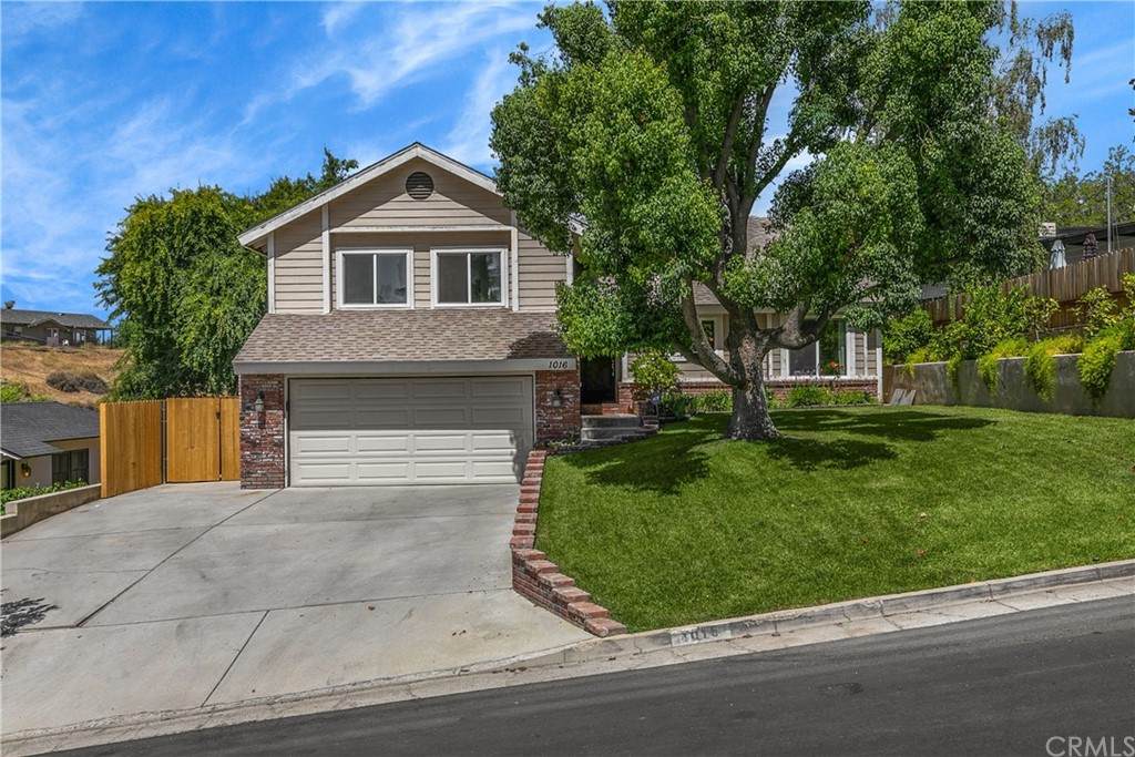 1016 La Feliz Drive - Photo 1
