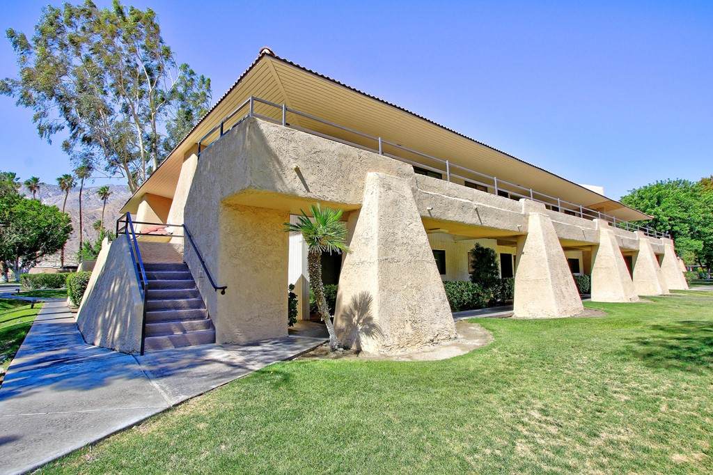 685 Ashurst Court - Photo 1