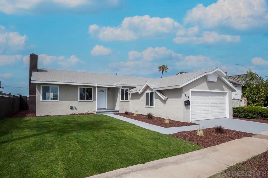 7444 Skyline Dr - Photo 1