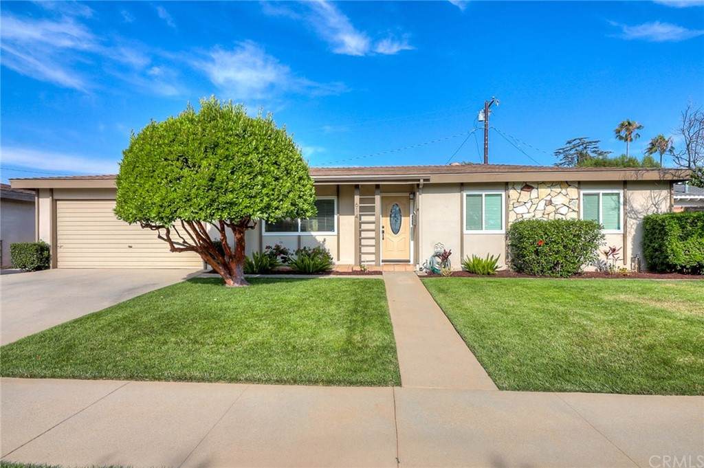 614 Rimhurst Avenue - Photo 1
