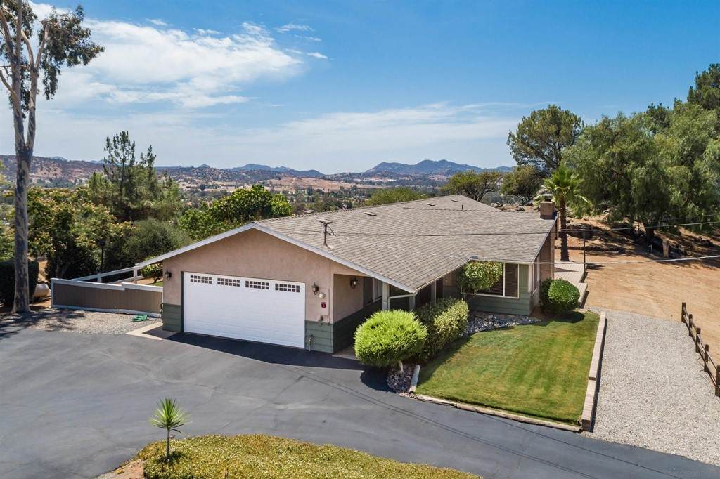 244 Shandy Ln - Photo 1