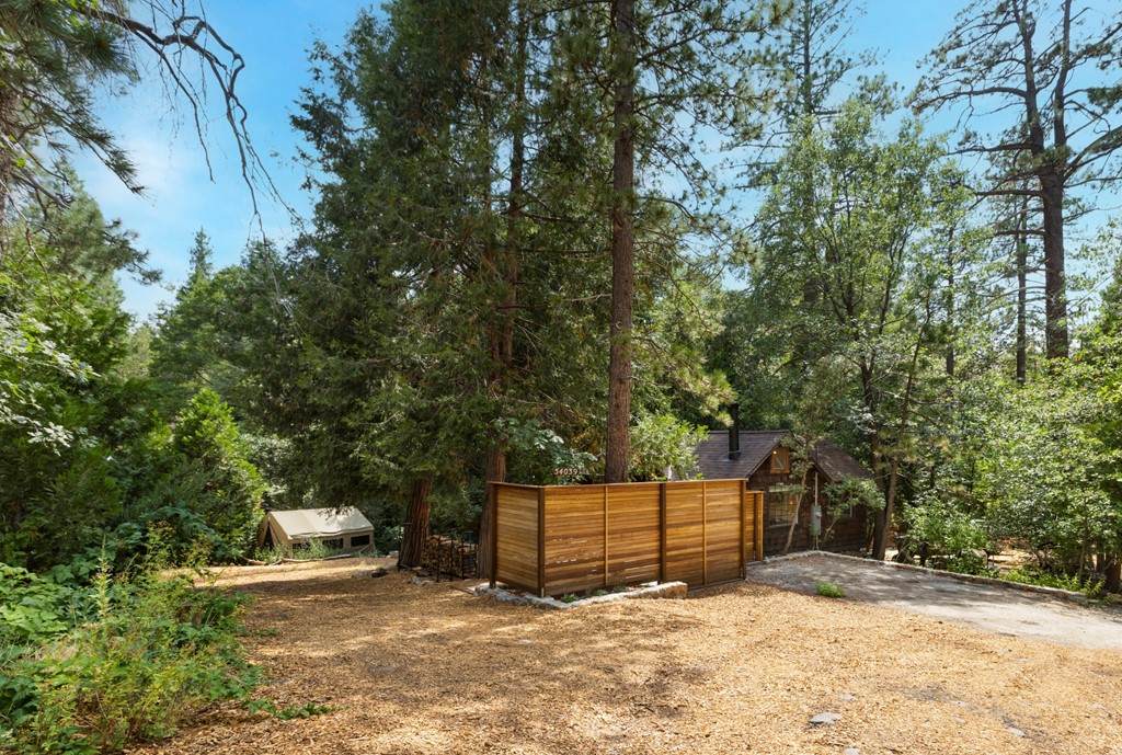 54039 Montgomery Street - Photo 1