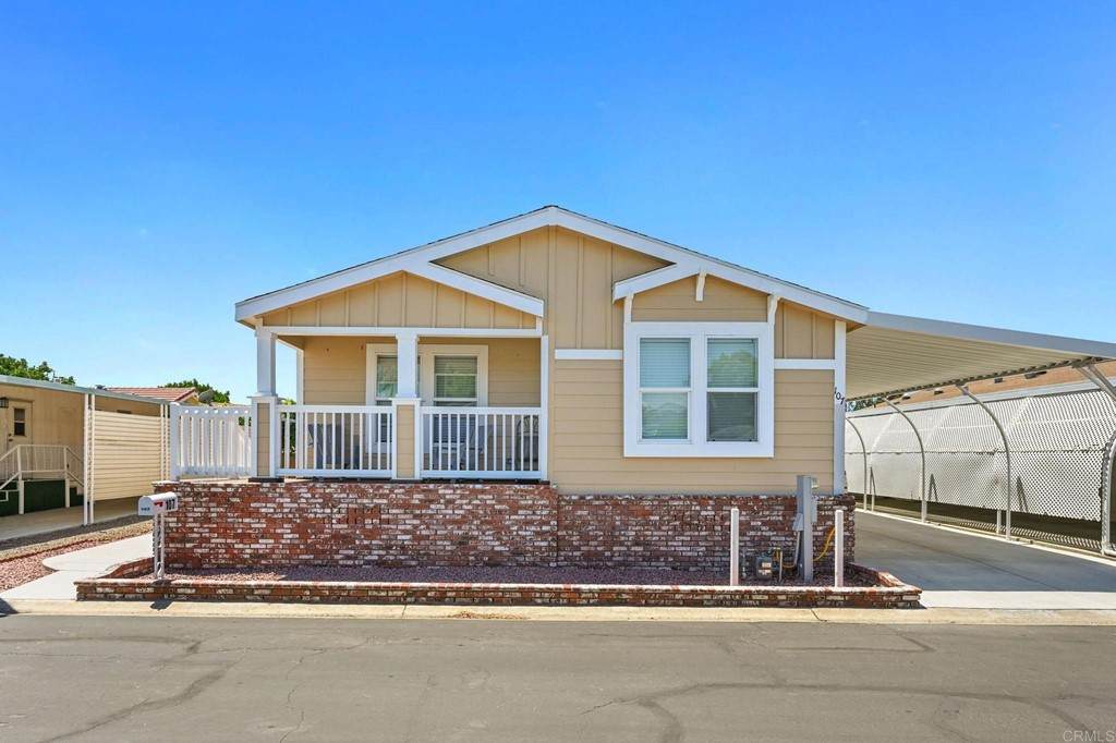 2280 Valley Pkwy - Photo 1