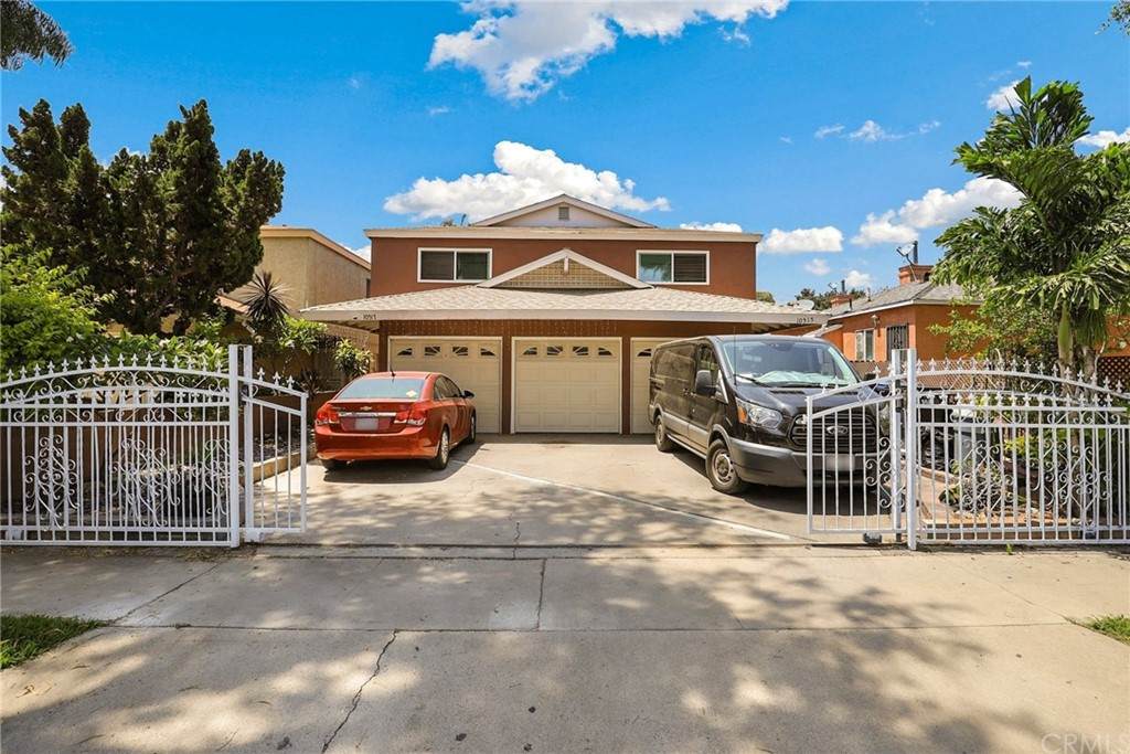 10515 San Anselmo Avenue - Photo 1