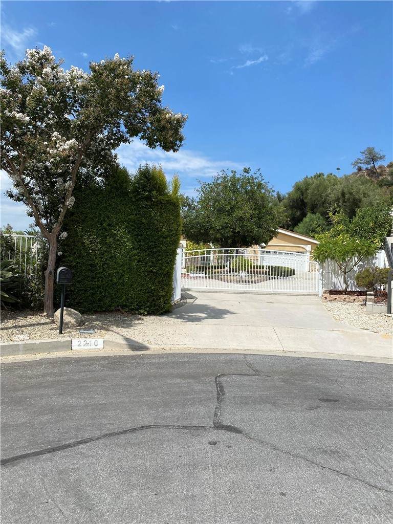 2210 Oak Shade Road - Photo 1