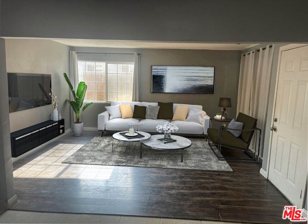 6500 Malabar Street - Photo 1