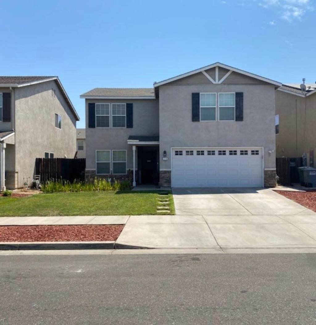 316 Pyramid Avenue - Photo 1