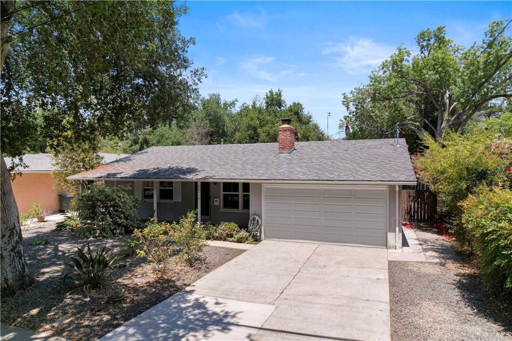221 Green Street - Photo 1