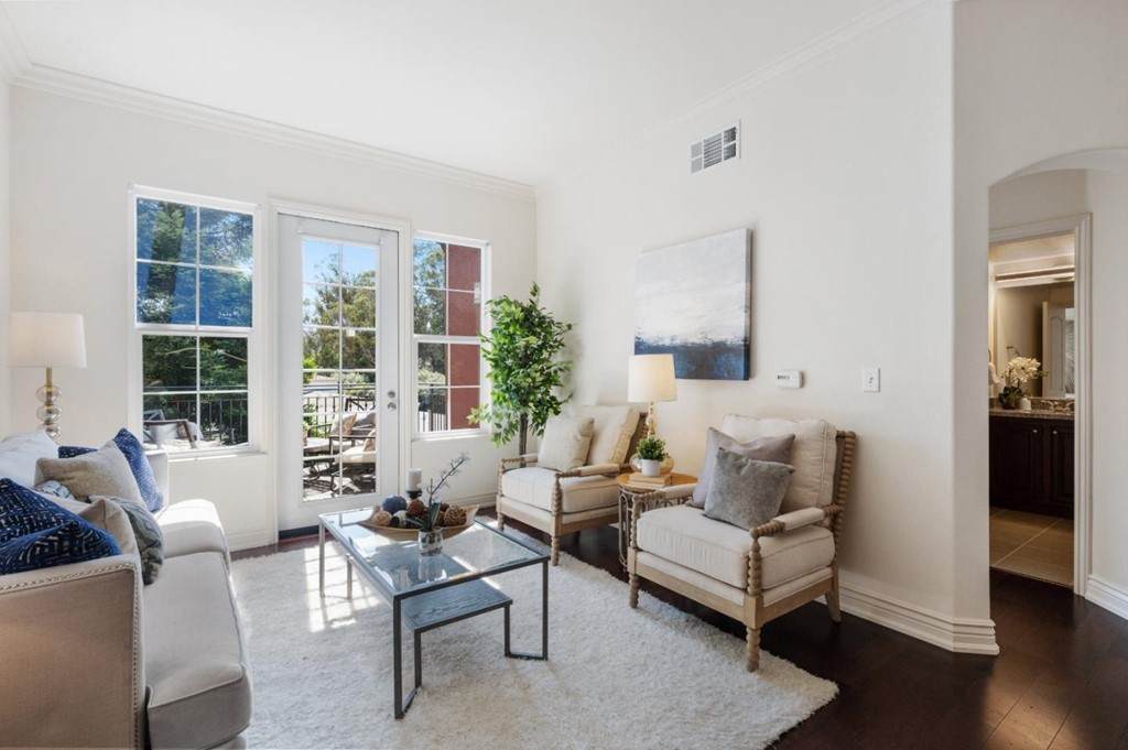88 Broadway - Photo 1