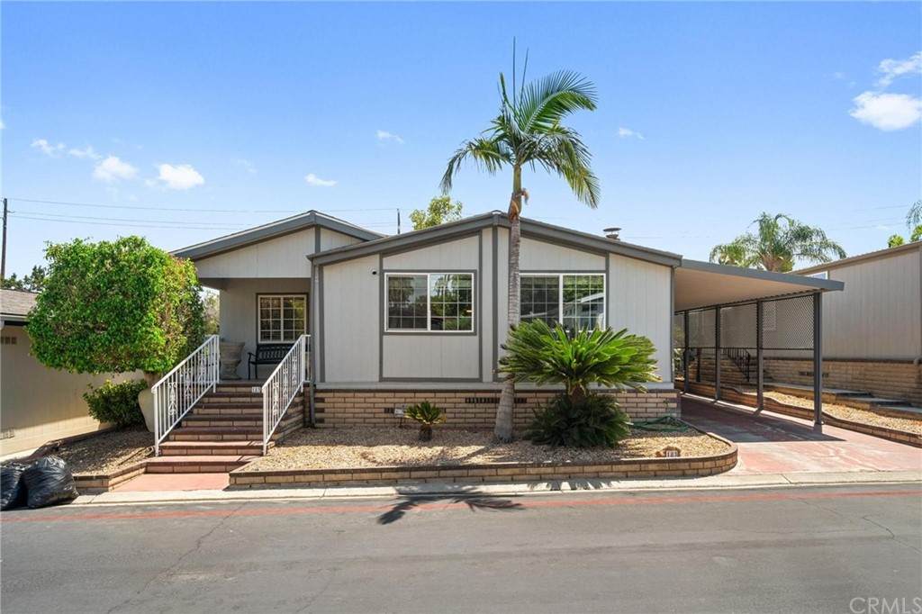 1550 Rimpau Avenue - Photo 1