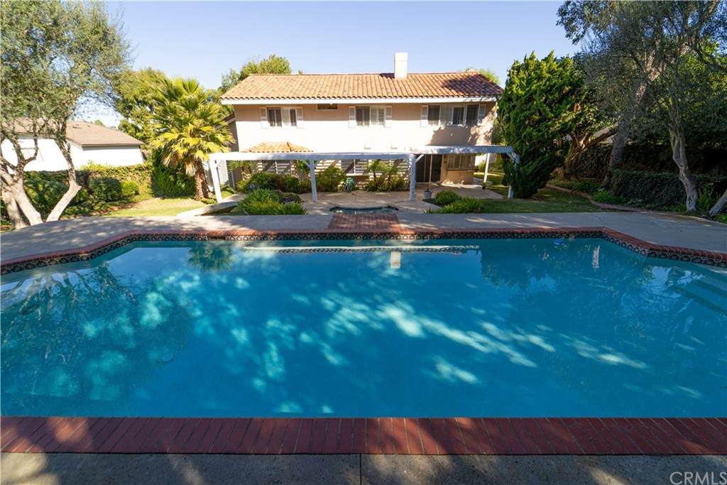 12 Country Meadow Road - Photo 1