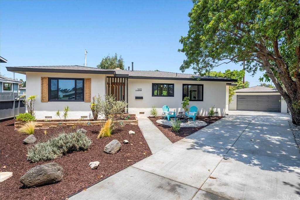 5225 Glasgow Way - Photo 1
