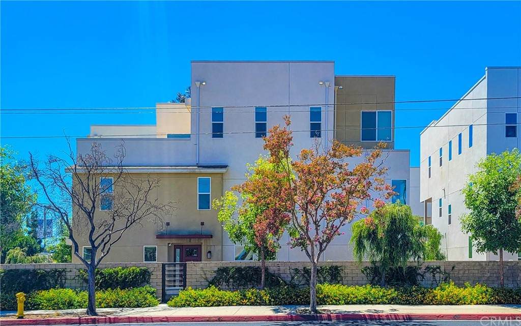 13841 Snyder - Photo 1