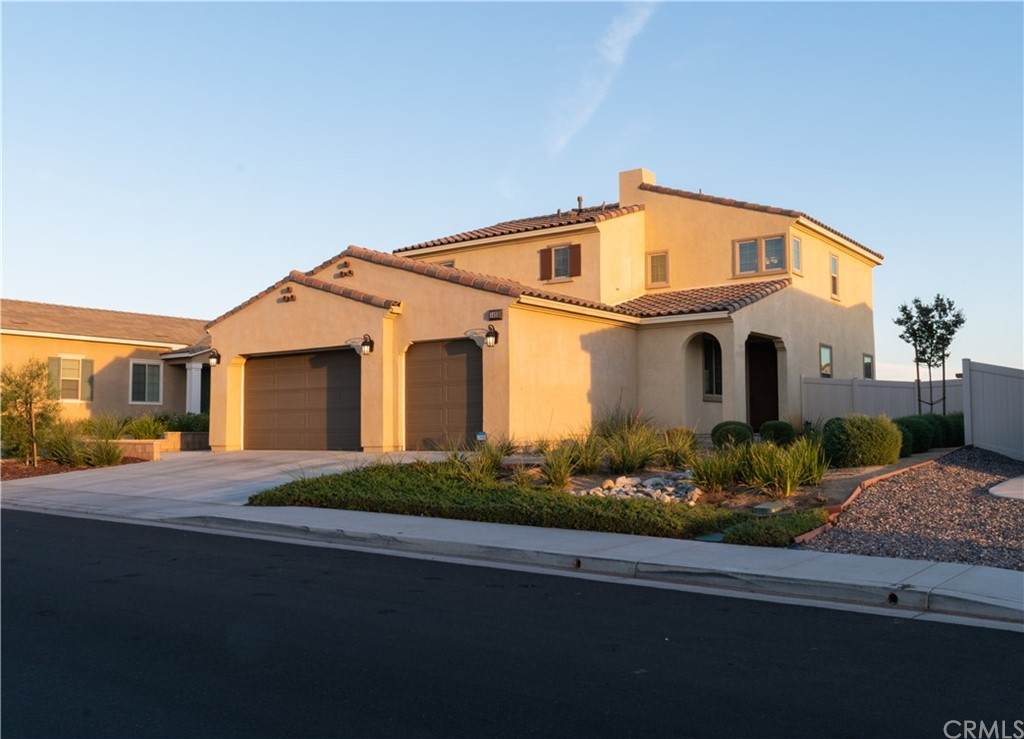 1425 Malta Street - Photo 1