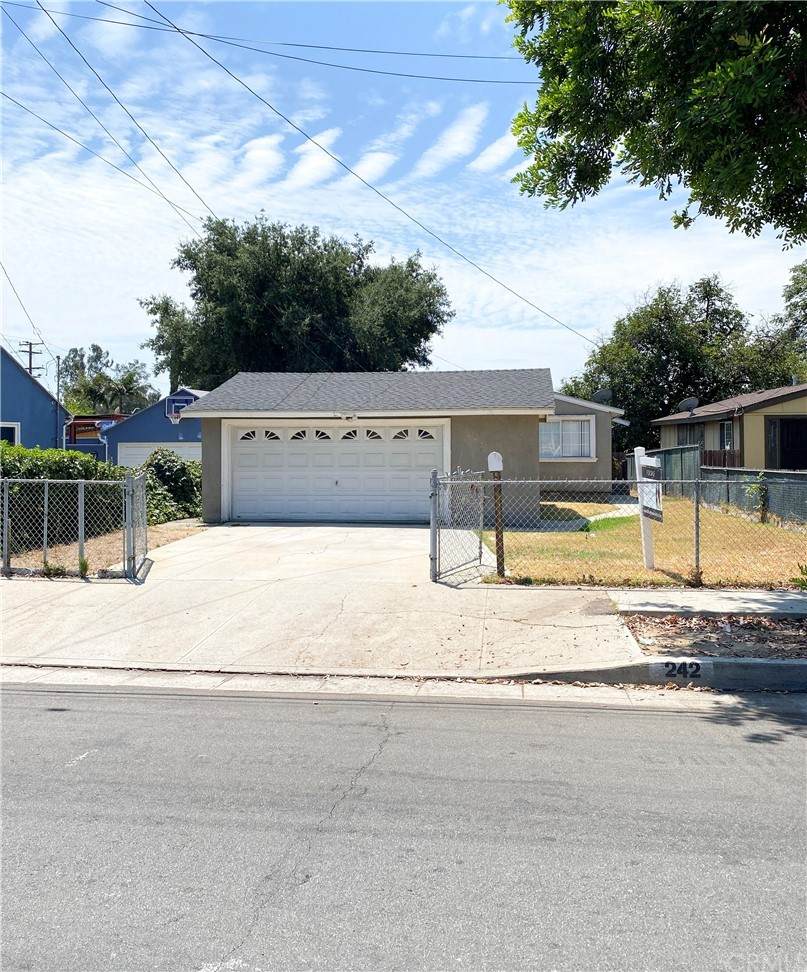 242 Acacia Street - Photo 1