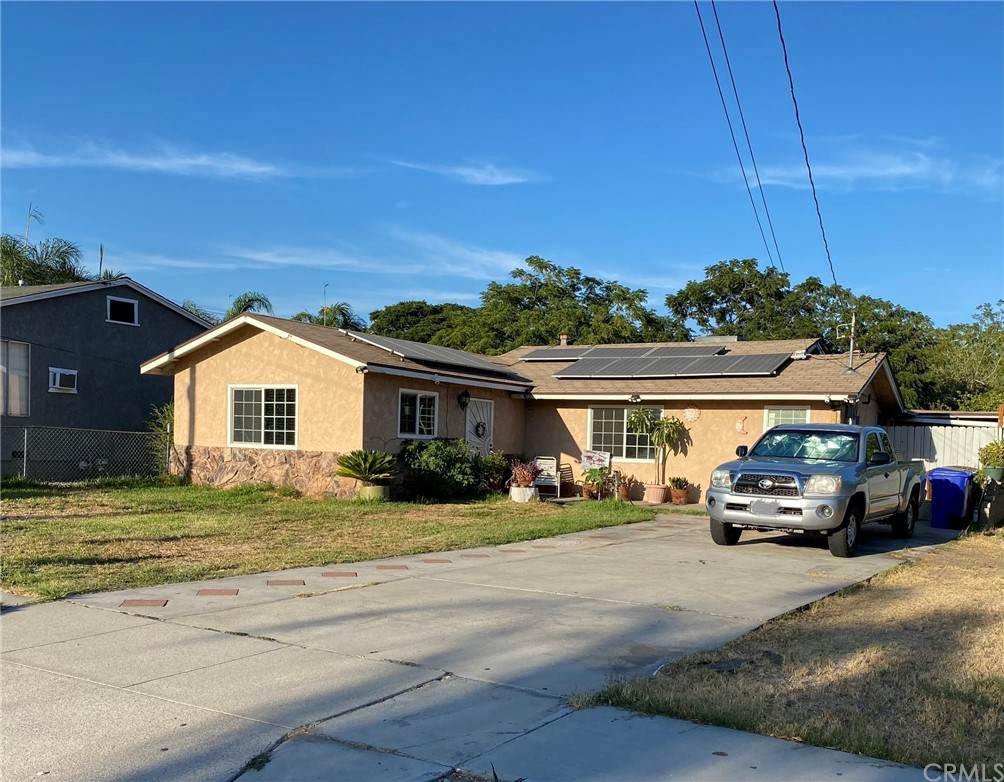 8621 Cypress Avenue - Photo 1