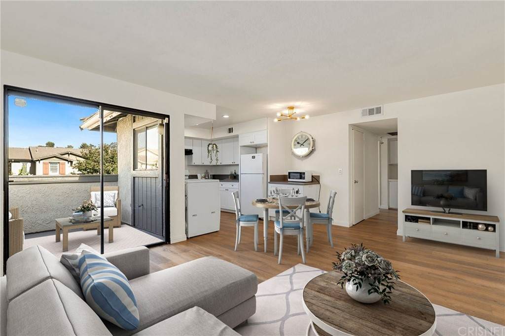 150 Majestic Court - Photo 1