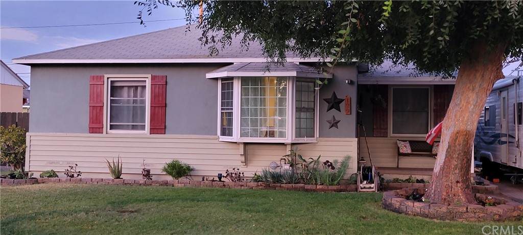 129 Stevens Street - Photo 1