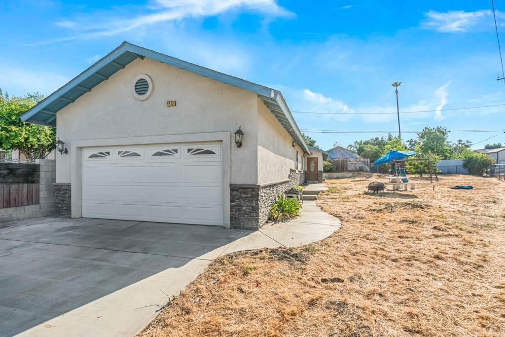 4423 Lugo Avenue - Photo 1